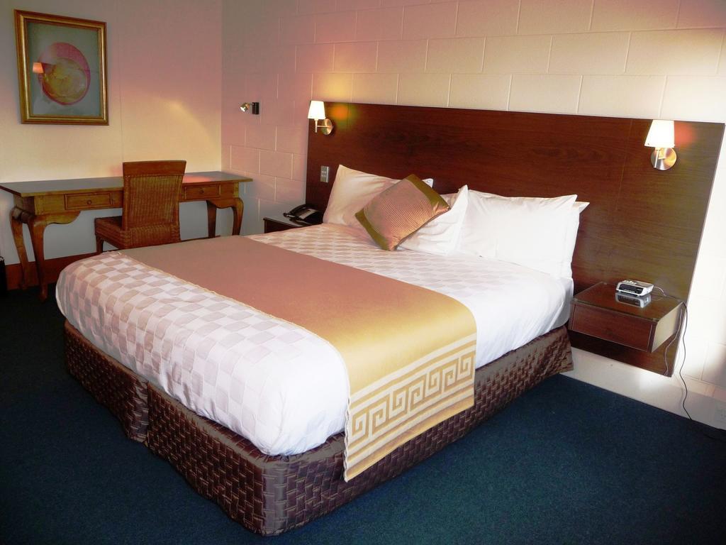 Comfort Hotel Flames Whangarei Buitenkant foto