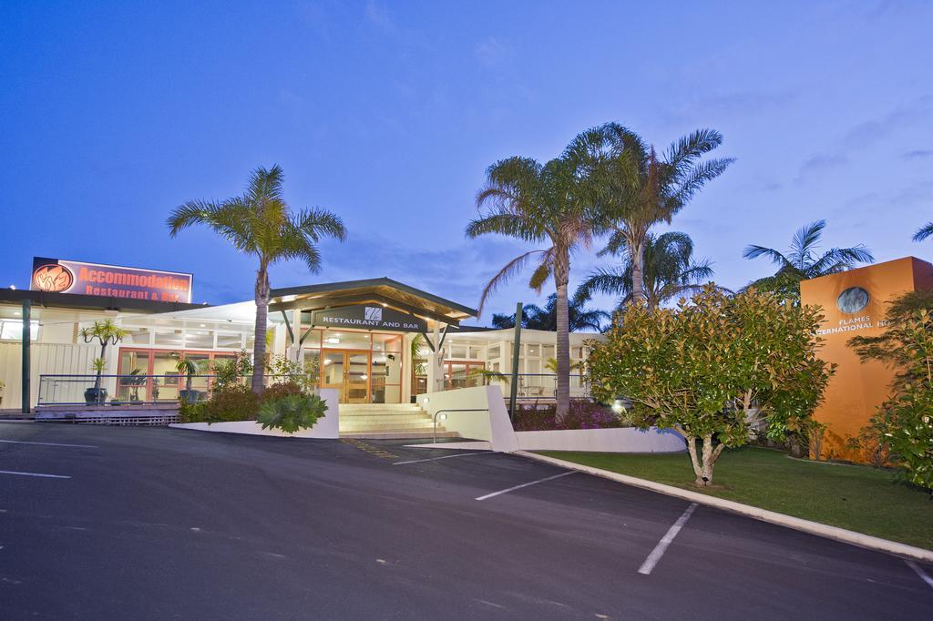 Comfort Hotel Flames Whangarei Buitenkant foto