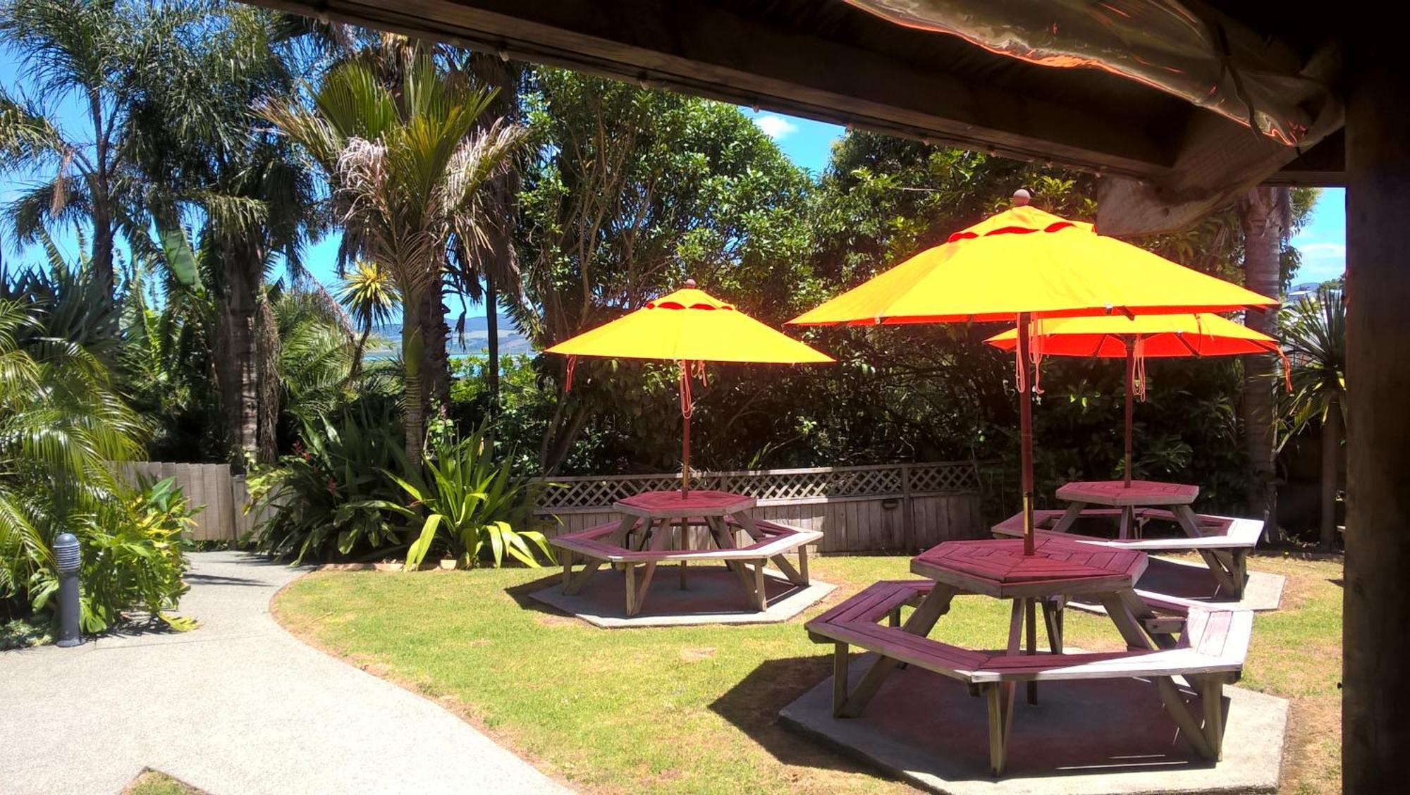 Comfort Hotel Flames Whangarei Buitenkant foto